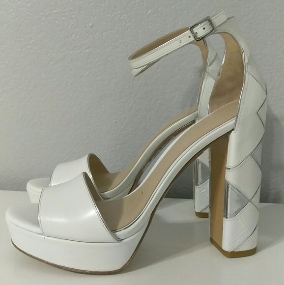 Stella Luna White Platform Heels - Picture 2 of 4